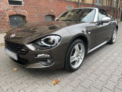 Fiat 124 Spider