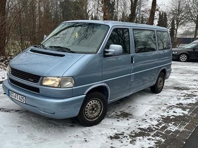 Blau Gebraucht 1998 VW Caravelle Van / Kleinbus | 9.200 €