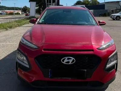 Gebraucht Hyundai Kona Style 120 PS (88 kW) 2019 Rot SUV