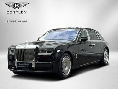 Gebraucht Rolls Royce Phantom 571 PS (419 kW) 2022 Olivin metallic  bespoke Limousine