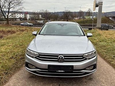 Silber Gebraucht 2021 VW Passat Business Kombi | 19.390 € (Guter Preis)