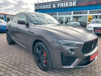 Schwarz Gebraucht 2020 Maserati Levante SUV | 48.499 € (Guter Preis)