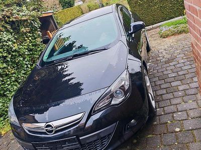 Usata Opel Astra GTC 136 CV (100 kW) 2015 Andere farben Coupé