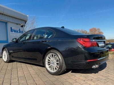 BMW 730