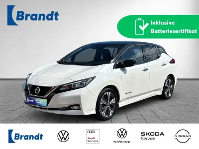 Gebraucht Nissan Leaf N-Connecta 110 kW (150 PS) 2019 Pearl white / black (m) Kleinwagen