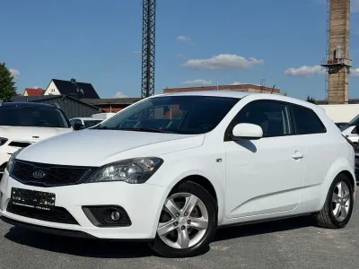 Gebraucht Kia ProCeed Edition 7 125 PS (91 kW) 2011 Weiß Kleinwagen