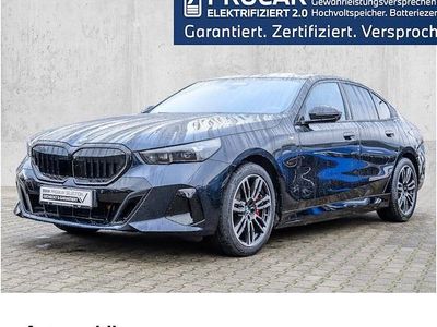 Gebraucht BMW 550e M Sport 489 PS (359 kW) 2025 Schwarz Limousine