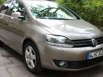 Używany VW Golf Plus Cross Style 122 KM (89 kW) 2011 Złoty Minivan