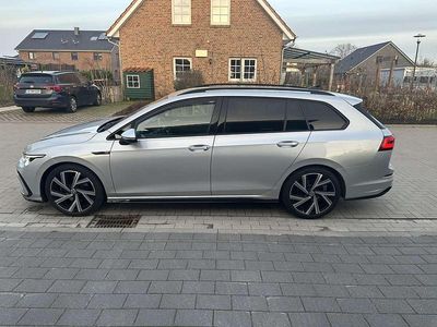 Gebraucht VW Golf VIII R-line 150 PS (110 kW) 2021 Silber Kombi