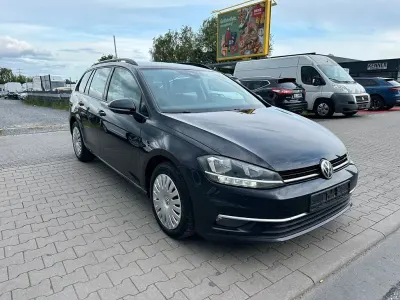 Gebraucht VW Golf VII IQ Drive 116 PS (85 kW) 2019 Schwarz Kombi