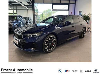 Second-hand BMW 550e M Sport 313 CP (230 kW) 2025 Albastru Break
