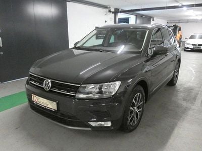 Gebraucht VW Tiguan Comfortline 150 PS (110 kW) 2016 Uranograu/cinza urano SUV