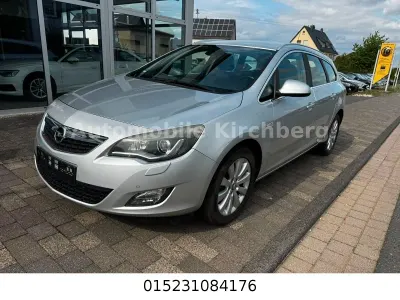 Gebraucht Opel Astra 179 PS (131 kW) 2011 Silber Limousine