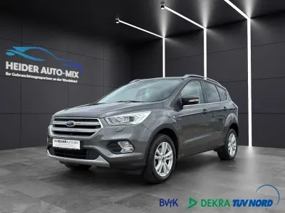 Gebraucht Ford Kuga Cool & Connect 120 PS (88 kW) 2017 Grau SUV