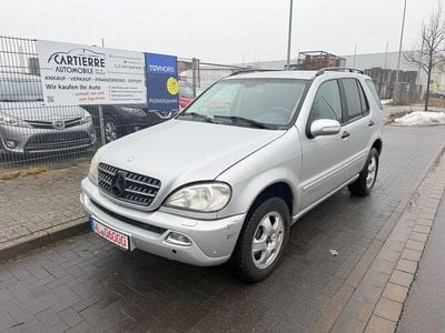 Gebraucht Mercedes ML320 218 PS (160 kW) 2001 Silber SUV