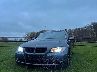 Grau Gebraucht 2008 BMW 325 Kombi | 6.500 € (Fairer Preis)