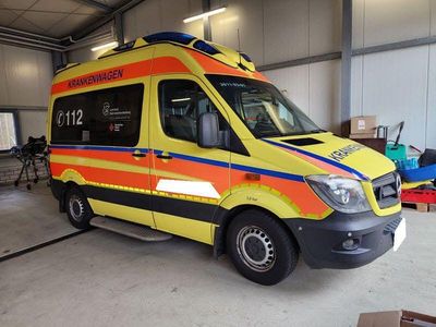 Gelb Gebraucht 2018 Mercedes Sprinter Van | 15.999 € (Superpreis)