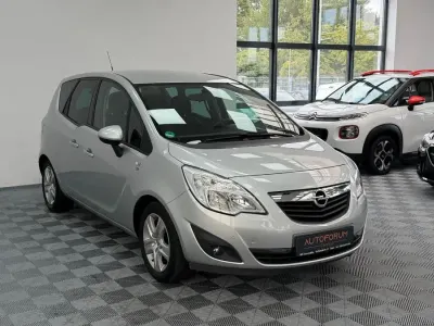 Gebraucht Opel Meriva 120 PS (88 kW) 2013 Silber Van / Kleinbus