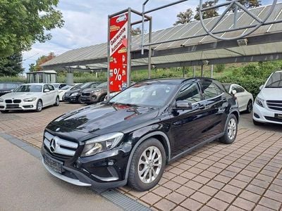 Mercedes GLA220