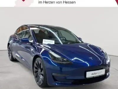 Usata Tesla Model 3 377 kW (513 CV) 2022 Blu Berlina