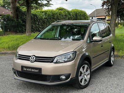 VW Touran Cross