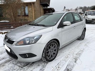 Gebraucht Ford Focus 116 PS (85 kW) 2009 Silber Limousine