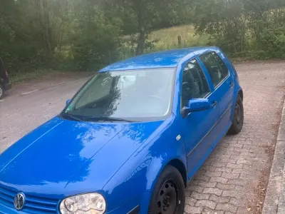 Gebraucht VW Golf IV Edition 101 PS (74 kW) 2000 Blau Kleinwagen