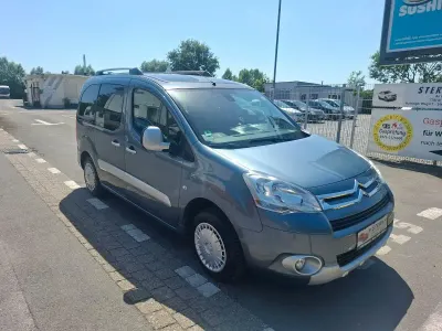 Gebraucht Citroën Berlingo SELECTION 120 PS (88 kW) 2011 Blau Van / Kleinbus