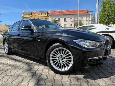 Gebraucht BMW 320 Luxury Line 184 PS (135 kW) 2013 Schwarz Limousine