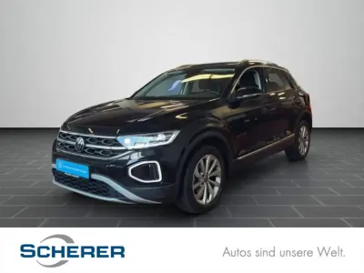 Usado VW T-Roc Business 110 CV (80 kW) 2023 Negro SUV