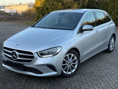 Usata Mercedes B180 Progressive 136 CV (100 kW) 2019 Argento Monovolume