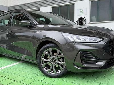 Gebraucht Ford Focus ST-Line 125 PS (91 kW) 2023 Grau Kombi