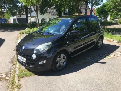 Używany Renault Twingo Initiale Paris 75 KM (55 kW) 2013 Czarny Hatchback