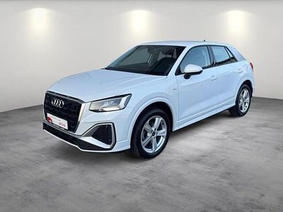 Gebraucht Audi Q2 S-Line 116 PS (85 kW) 2023 Gletscherweiß metallic (metallic) SUV