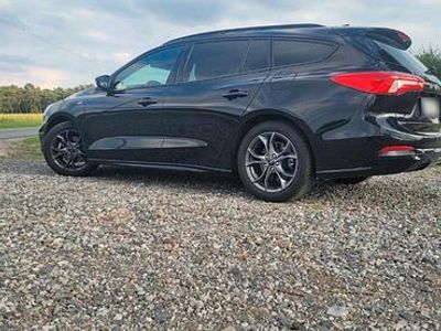 Gebraucht Ford Focus ST-Line 125 PS (91 kW) 2020 Schwarz Kombi