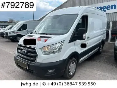 Begagnad Ford Transit Trend 105 HK (77 kW) 2022 Vit Van