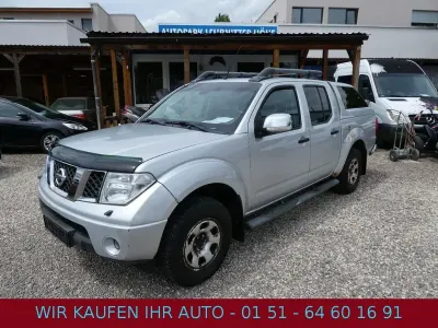 Gebraucht Nissan Navara 171 PS (125 kW) 2009 Silber Pickup