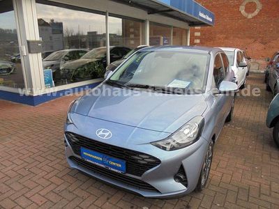 Neu Hyundai i10 Premium 79 PS (58 kW) 2025 Blau Kleinwagen
