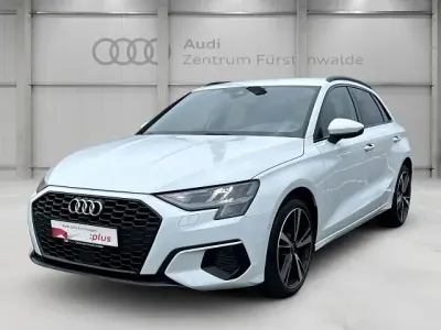 Gebraucht Audi A3 Advanced 110 PS (80 kW) 2022 Weiß Limousine