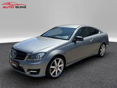 Gebraucht Mercedes C250 AMG line 204 PS (150 kW) 2011 Silber Coupé