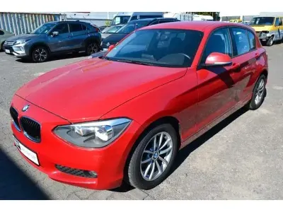 Gebraucht BMW 114 Advantage 102 PS (75 kW) 2014 Rot Kleinwagen