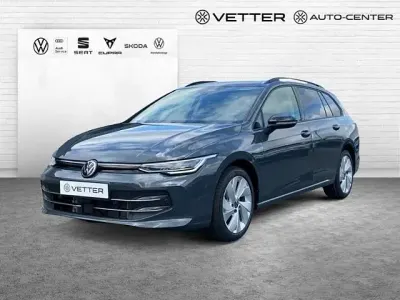Neu VW Golf VIII 150 PS (110 kW) 2025 Grau Kombi