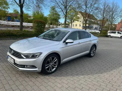 Usata VW Passat Comfortline 150 CV (110 kW) 2015 Argento Berlina