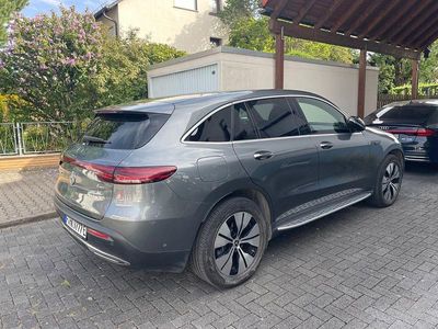 Mercedes EQC400