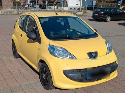 Gebraucht Peugeot 107 68 PS (50 kW) 2006 Gelb Kleinwagen