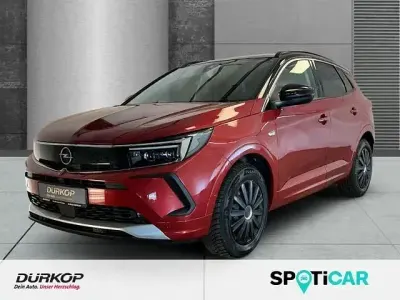 Gebraucht Opel Grandland X Business Elegance 131 PS (96 kW) 2022 Rot SUV
