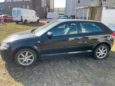 Gebraucht Audi A3 105 PS (77 kW) 2005 Schwarz Kleinwagen