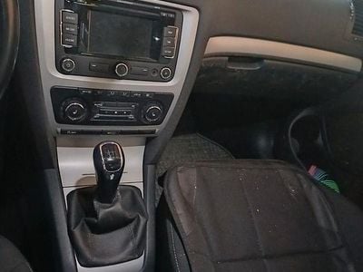 Gebraucht Skoda Octavia Ambiente 160 PS (117 kW) 2012 Schwarz Kombi