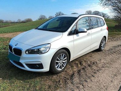 Second-hand BMW 218 Advantage 140 CP (102 kW) 2015 Alb Break