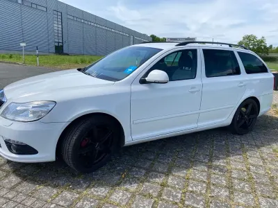 Gebraucht Skoda Octavia RS 200 PS (147 kW) 2009 Weiß Kombi